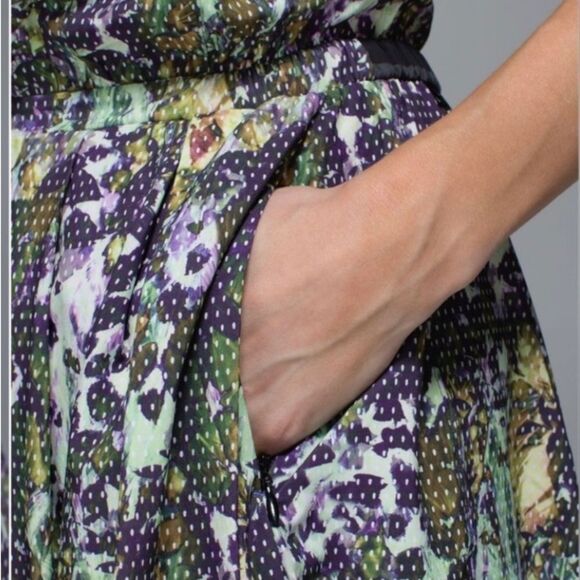 LULULEMON City Summer Dress Floral Sport White Multi Narrow Court Stripe Black 6 - Picture 6 of 17